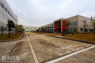 [福州]奔馳在舉行首屆技術(shù)開放日活動_福州汽車行情_我愛車網(wǎng)